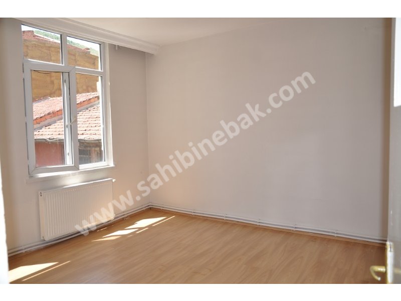 AFYON MERKEZ'DE SAHİBİNDEN KİRALIK DAİRE