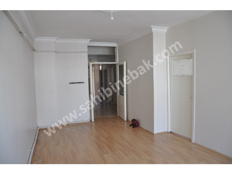 AFYON MERKEZ'DE SAHİBİNDEN KİRALIK DAİRE