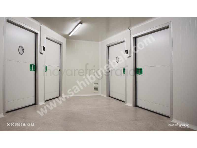 Cold room door systems