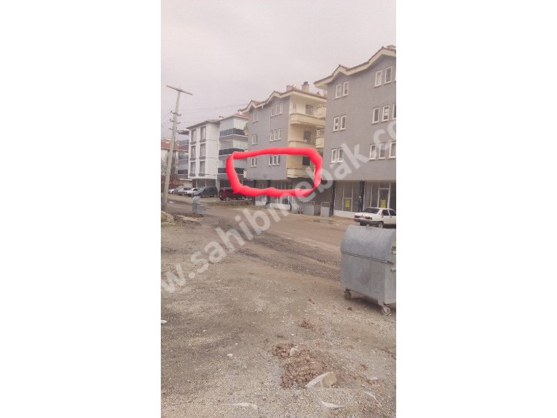 1. Kat oncephe cadde ustu golun yani sahibinden 3+1 kiralik daire