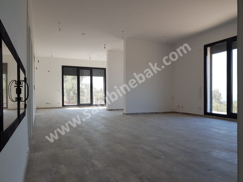 İzmir Torbalı'da Sahibinden Satılık 5+1 Tripleks Villa 250 m2