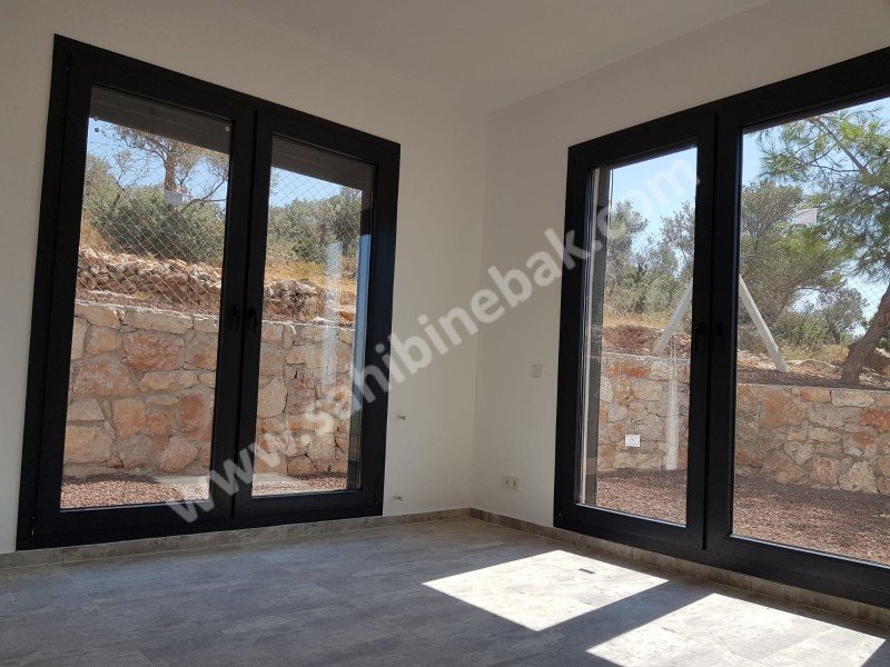 İzmir Torbalı'da Sahibinden Satılık 5+1 Tripleks Villa 250 m2