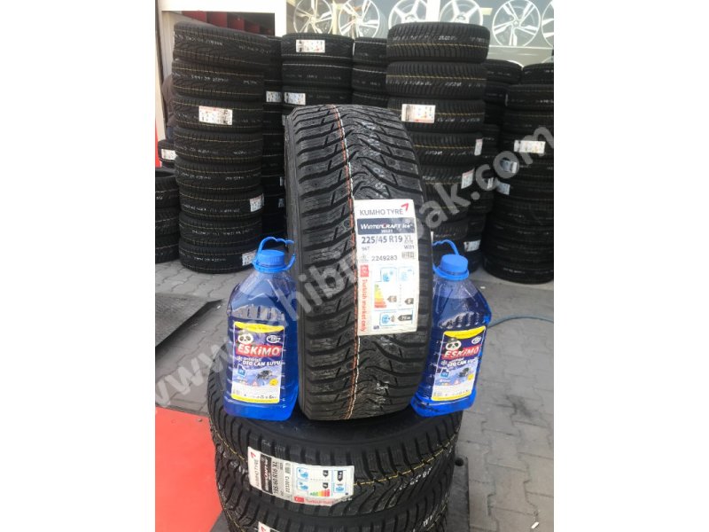 225/45R19 KUMHO XL 2019 TARİHLİ KIŞLIK LASTİK