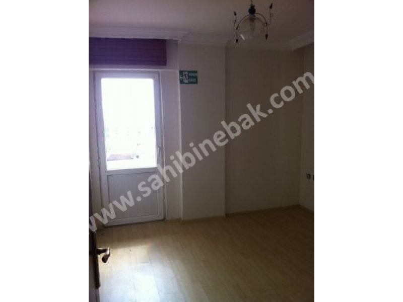 Bulvar yolunda 3.kat 3+1 kombili asansörlü 150 m² ofis ve büro