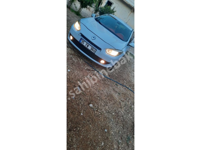 Renault Fluence 1.5 dCi Privilege 2010 Model