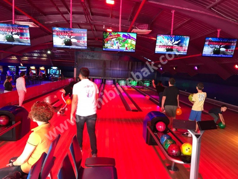 Turnkey Bowling and Entertainment Centers Establishment