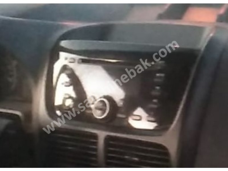 2013 fiat doblo milenyum çıkma oto teyp