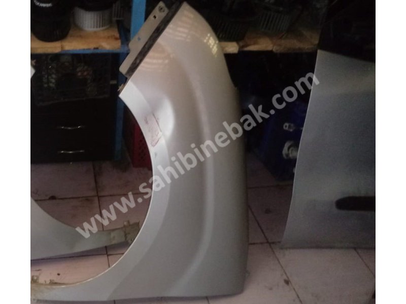 2013 fiat doblo 1.3 milenyum çıkma sol çamurluk
