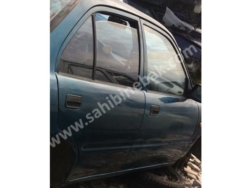 1999 daihatsu charade 1.5 16v çıkma sağ takım kapı