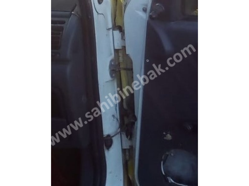 2002 citroen berlingo 1.9 çıkma kapı menteşeleri