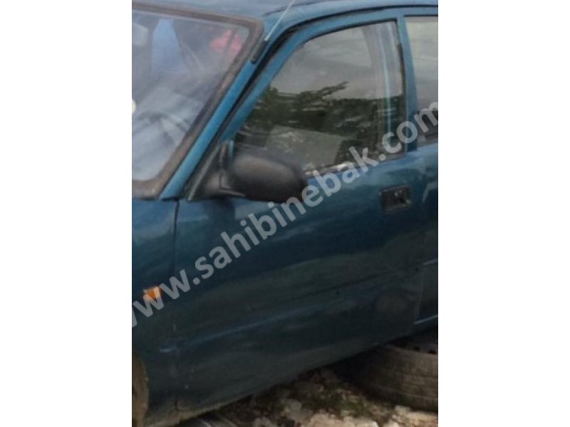 1999 daihatsu charade 1.5 16v çıkma sol ön kapı