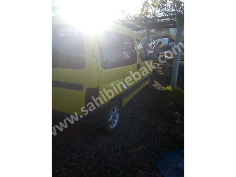 2002 citroen berlingo 1.9 kesme sağ kasa