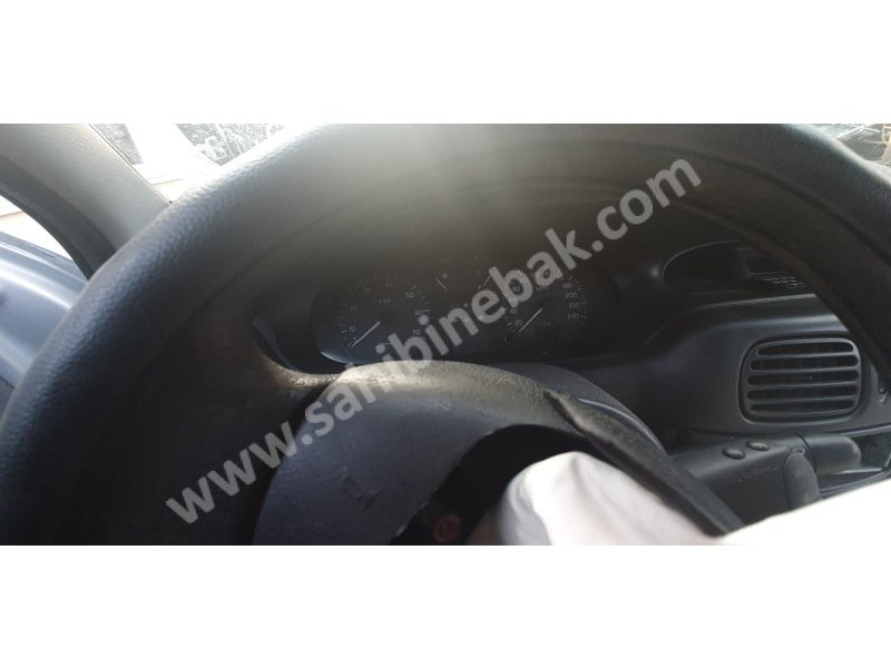 2001 renault megane 1 1.6 8v çıkma kilometre saati