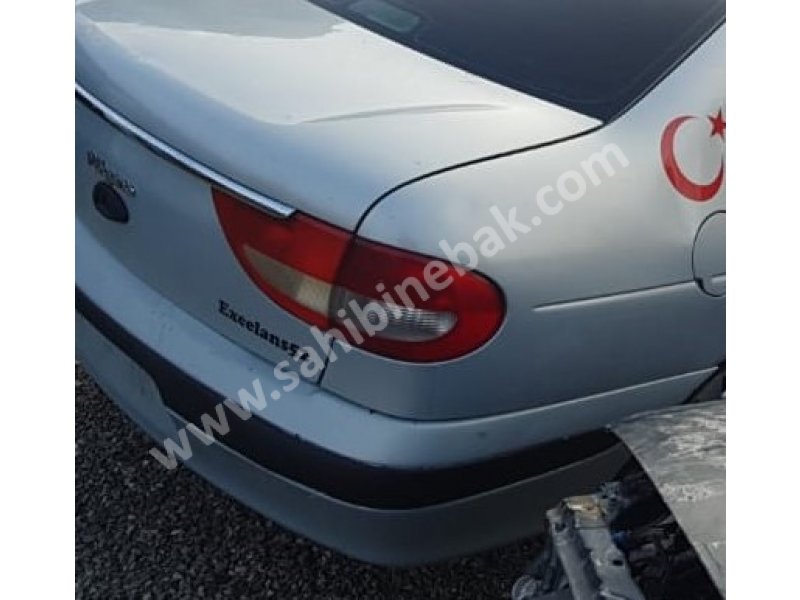 2001 renault megane 1 1.6 8v çıkma sağ stop lambası