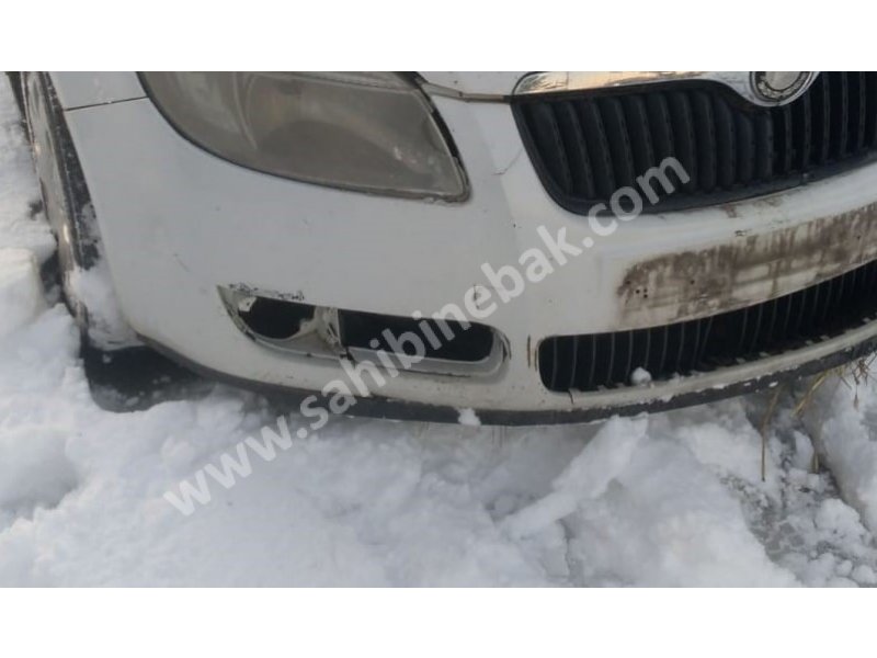 2008 skoda roomster 1.4 dizel çıkma ön tampon