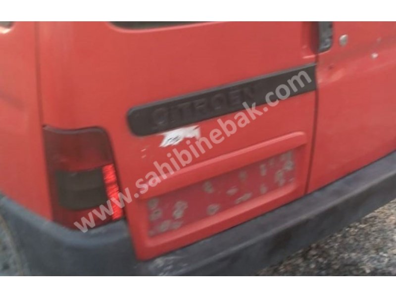 2002 citroen berlingo 1.9 çıkma marka model yazsıı