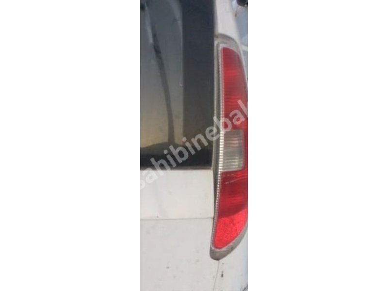 2008 skoda roomster 1.4 dizel çıkma sağ stop lambası