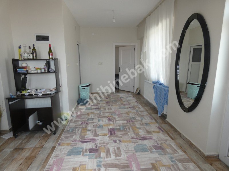 YENİ MAH.3.ÇEVRE YOLU GÜNEYİ 165M2 3+1 SİTEİÇİ TERASLI KUSURSUZ DAİRE