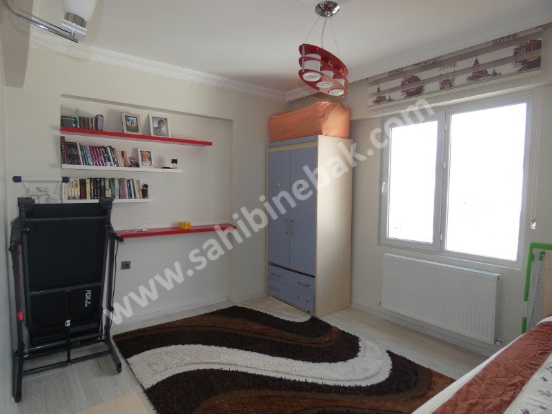 YENİ MAH.3.ÇEVRE YOLU GÜNEYİ 165M2 3+1 SİTEİÇİ TERASLI KUSURSUZ DAİRE