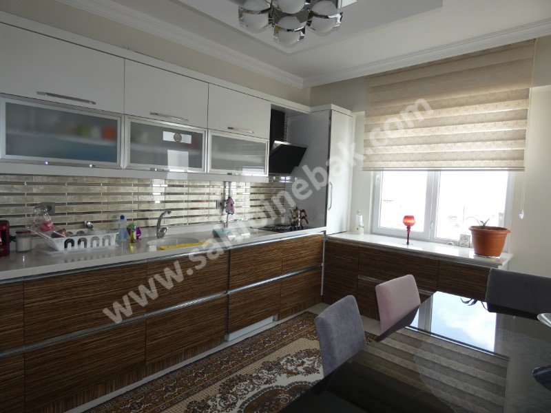 YENİ MAH.3.ÇEVRE YOLU GÜNEYİ 165M2 3+1 SİTEİÇİ TERASLI KUSURSUZ DAİRE