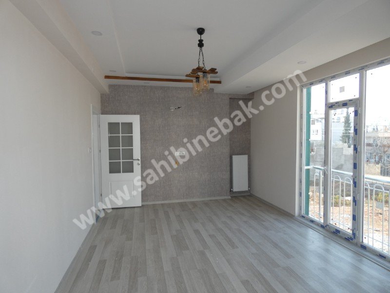 CUMHURİYET MAH.2 ÇEVREYOLU KUZEYİ 110m2 2+1 SIFIR ULTRALÜKS ARAKAT DAİRE