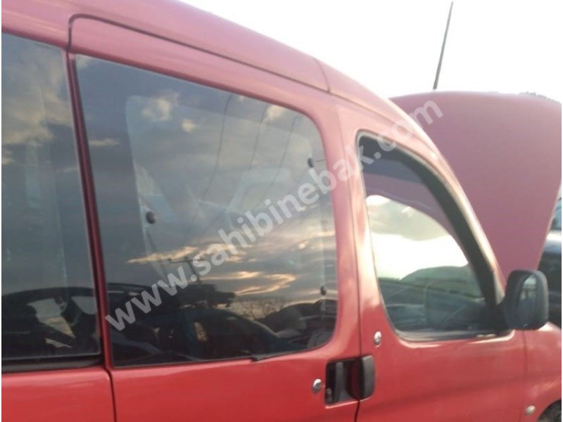 2002 citroen berlingo 1.9 komple sağ takım kapı camı