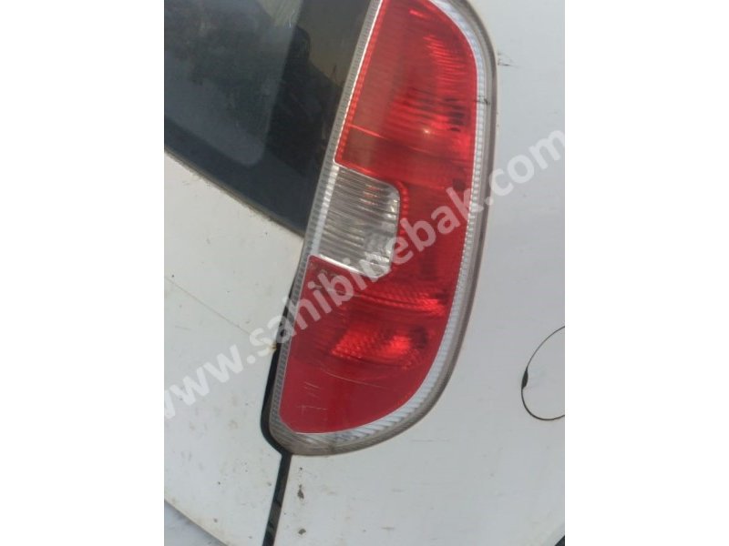 2008 skoda roomster 1.4 dizel sökme sağ stop lambası