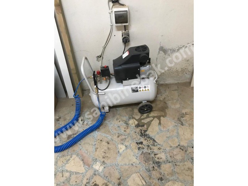 Devren Satılık Mobilya Atölyesi