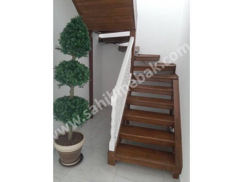 Antalya Alanya Mahmutlar Mah. Satılık 8. Kat 2+1 Daire 160 m2