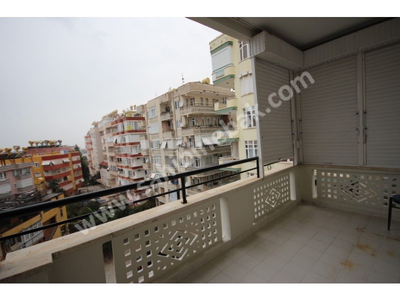 Antalya Alanya Kızlar Pınarı Mah. Satılık 4. Kat 2+1 Daire 100 m2