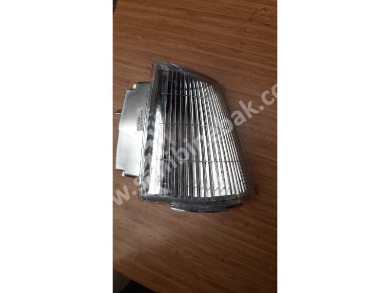 Renault 9 broadway sıfır sağ sinyal