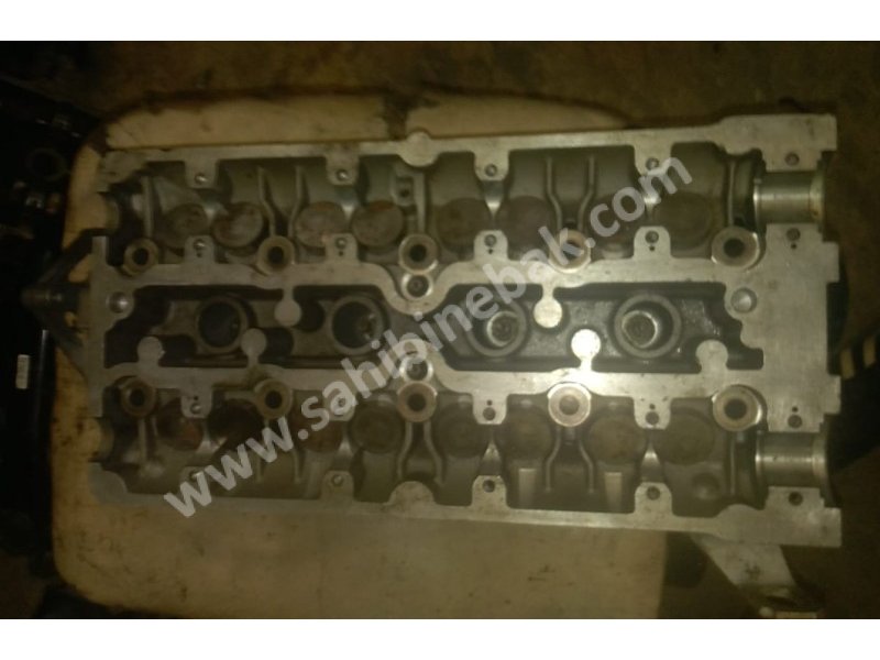 Opel vectra b 1.6 16v çıkma silindir kapağı