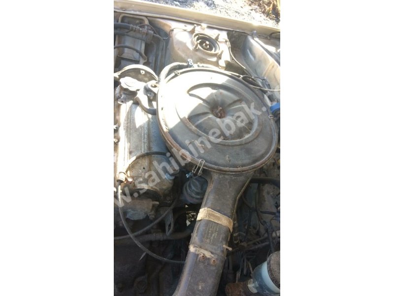 1992 model mazda 626 çıkma motor kapağı