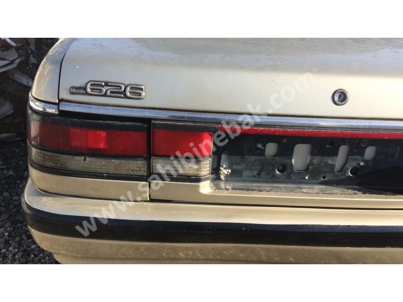 1992 model mazda 626 çıkma sol stop lambası