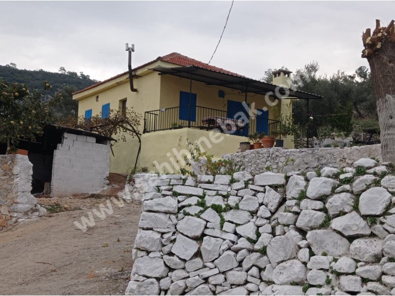 Havaalanına 10 km...Milas merkeze 10 km..mükemmel kapanmaz manzara Satılık Çiftlik Evi