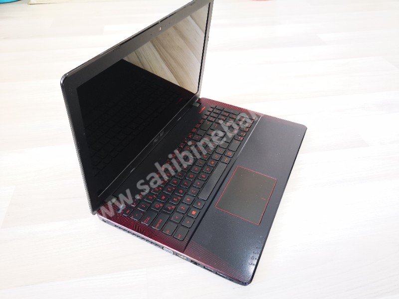 Asus i7_6700HQ GTX950M 4gb ddr4 16gb 240gb ssd