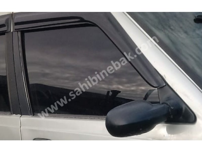 Dacia solenza 1.4 mpi çıkma sağ ön kapı camı