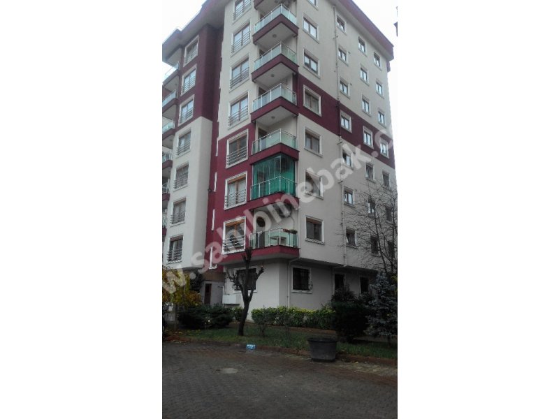 ATAŞEHİRDE SİTE İÇİNDE PARK VE CADDE MANZARALI SATILIK 3+1 DAİRE 145 M2