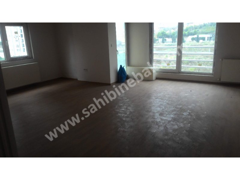 ATAŞEHİRDE SİTE İÇİNDE PARK VE CADDE MANZARALI SATILIK 3+1 DAİRE 145 M2