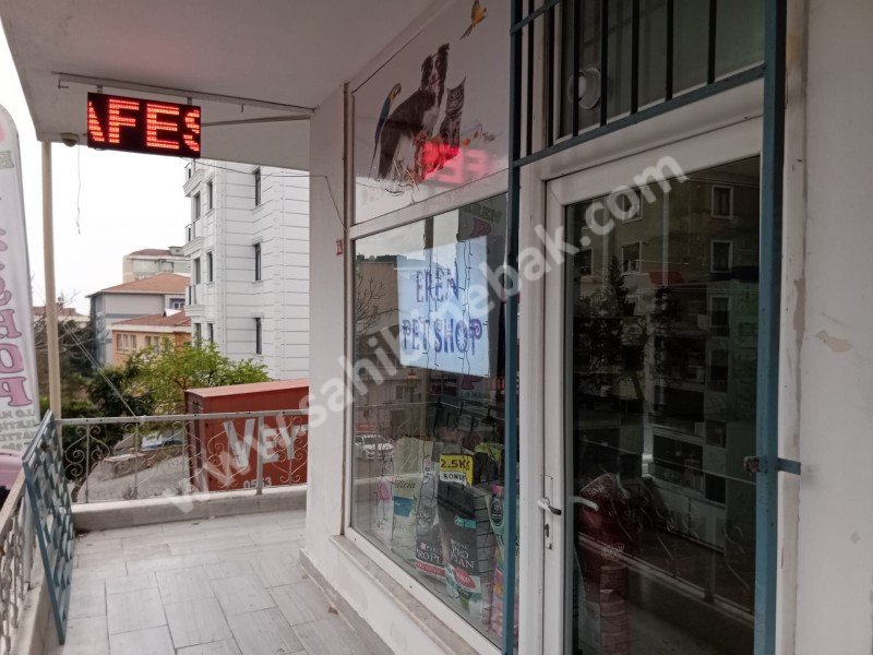 KARTAL YUKARI MAHALLE'DE DEVREN KİRALIK PETSHOP