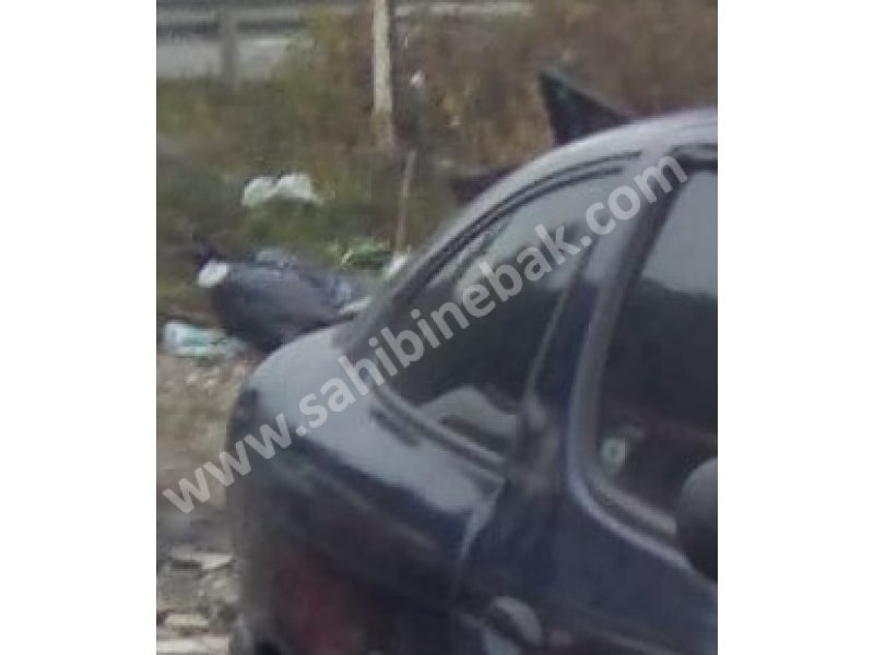 1998 renault megane 1 coupe 1.6 8v çıkma sağ arka çamurluk camı