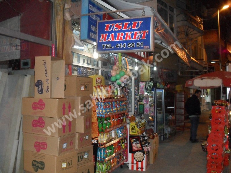 GÖLCÜK'TE DEVREN SATILIK BAKKAL MARKET