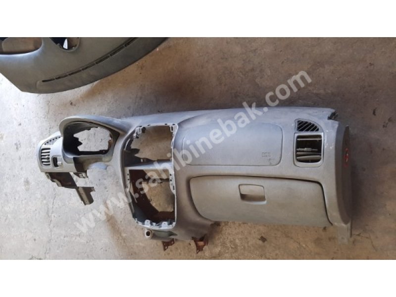 Hyundai accent admire çıkma torpido airbagli