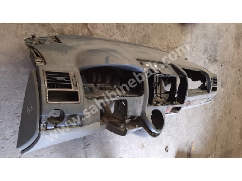 Volkswagen transporter t5 çıkma torpido
