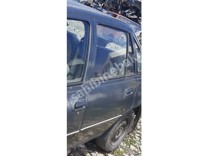 1996 daewoo nexia 1.5 çıkma sol arka kapı