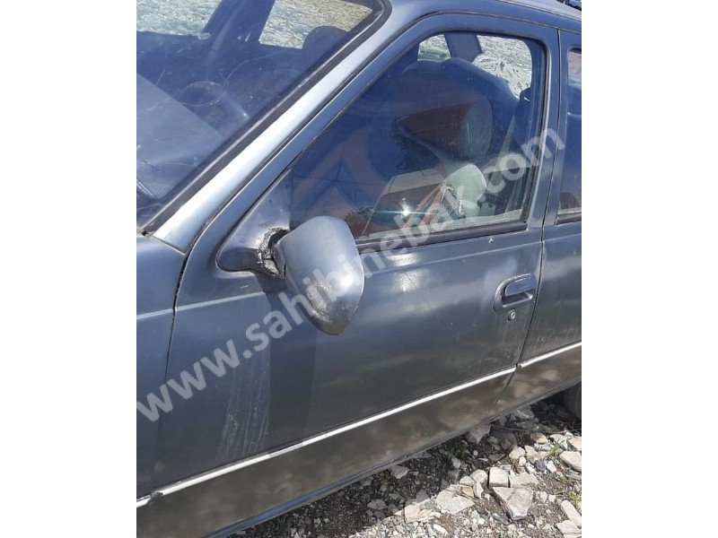 1996 daewoo nexia 1.5 çıkma sol ön kapı