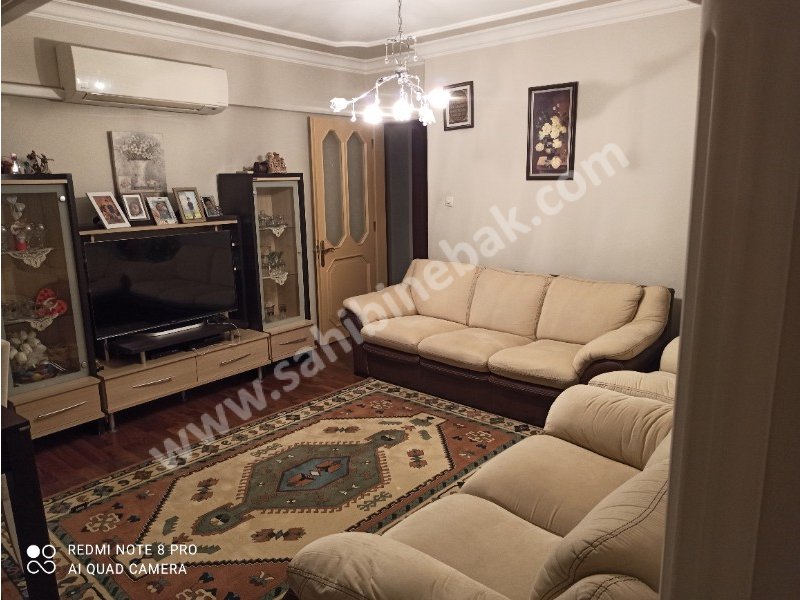 Aydın Kuşadası İkiçeşmelik Mah. Sahibinden Satılık 3.Kat 3+1 Daire 110 m2