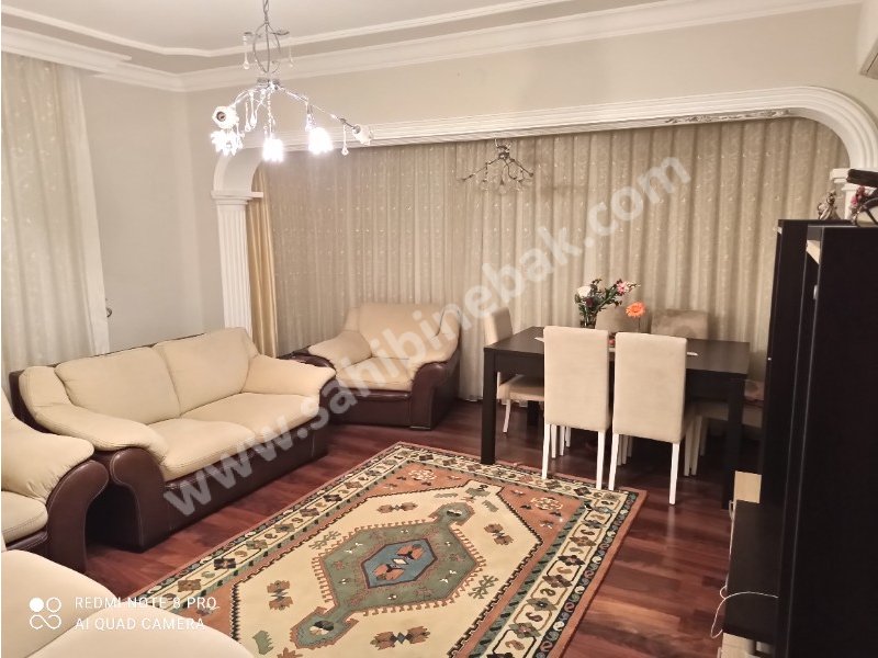 Aydın Kuşadası İkiçeşmelik Mah. Sahibinden Satılık 3.Kat 3+1 Daire 110 m2