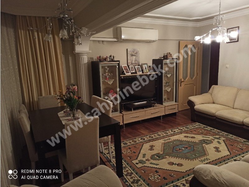 Aydın Kuşadası İkiçeşmelik Mah. Sahibinden Satılık 3.Kat 3+1 Daire 110 m2