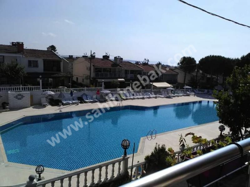 İstanbul Silivri Gümüşyaka'da Kiralık Sezonluk Havuzlu Eşyalı Yazlık